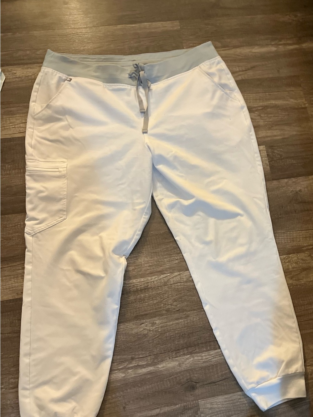 Figs Women White Jogger Pants with Light Gray Waistband